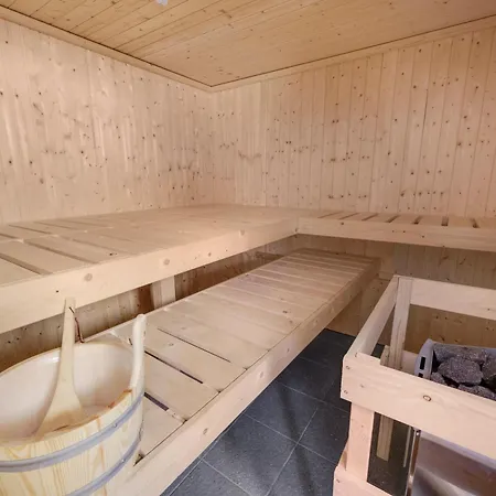 Niederschlag - Sauna & Bbq Im Erzgebirge * Bärenstein